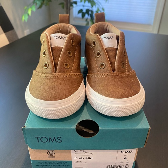 TOMS Fenix Mid Toddler Sneakers - Picture 1 of 7